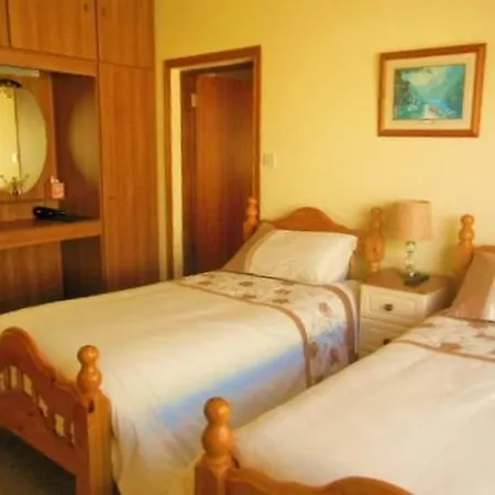 Nocleg ze śniadaniem Hillcrest House 3*